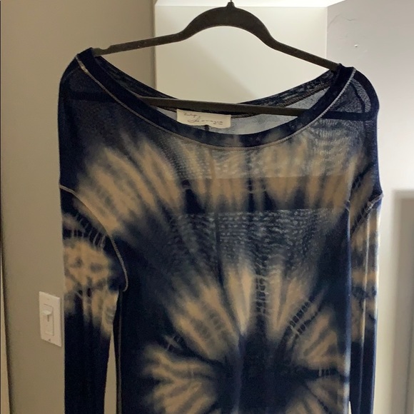 Long Sleeve Tie-Dye Top - Picture 7 of 7